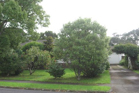 Photo of property in 37 Lisa Rise, Half Moon Bay, Auckland, 2012