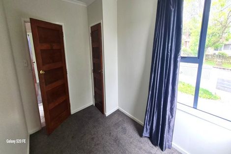 Photo of property in 100 Avenue Road, Otahuhu, Auckland, 1062