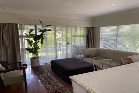 Photo of property in 1/9 Devon Road, Bucklands Beach, Auckland, 2012