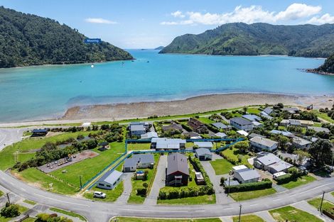Photo of property in 11 Okiwi Crescent, Okiwi Bay, French Pass, 7193