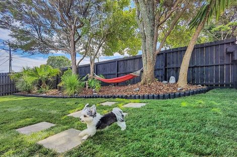 Photo of property in 1/46 Roberts Road, Glenfield, Auckland, 0629