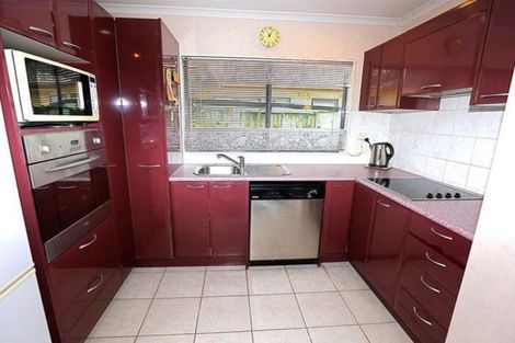 Photo of property in 1 Belcoo Crescent, East Tamaki, Auckland, 2013