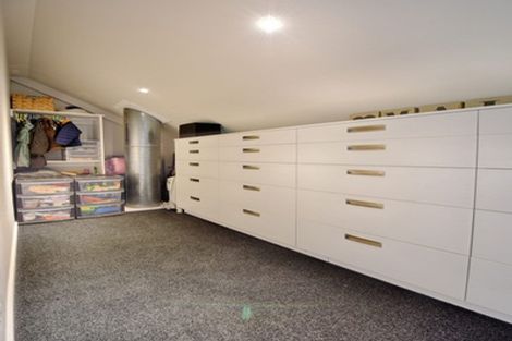 Photo of property in 92 Sinclair Road, Browns, Winton, 9782