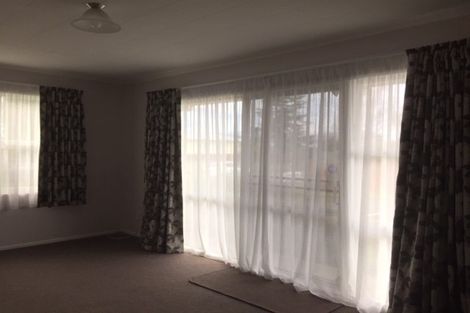 Photo of property in 39 Bristol Street, Tamatea, Napier, 4112