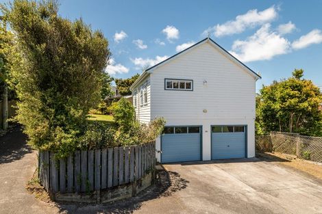 Photo of property in 2/19 Salem Place, Torbay, Auckland, 0630