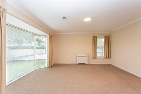Photo of property in 1 Pulford Place, Ilam, Christchurch, 8041