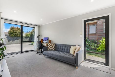 Photo of property in 31 Crampton Court, Orewa, 0931
