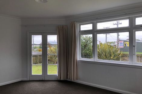 Photo of property in 106 Bartholomew Road, Levin, 5510