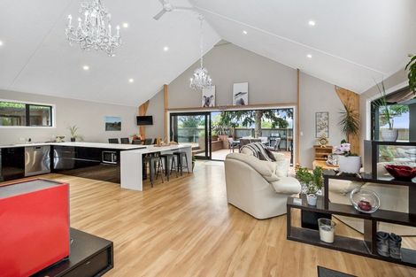 Photo of property in 1a Highfield Avenue, Dunsandel, 7682