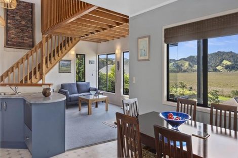Photo of property in 26 Beach Road, Onerahi, Whangarei, 0110