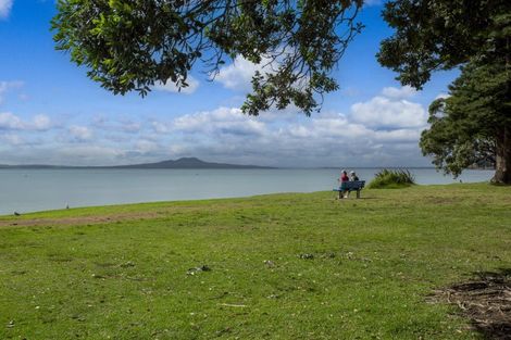 Photo of property in Ocean Breeze Apts, 4107/87 Clyde Road, Browns Bay, Auckland, 0630