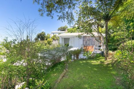 Photo of property in 1 Sar Street, Wadestown, Wellington, 6012