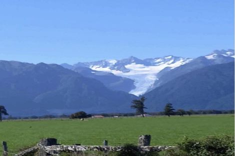 Photo of property in 2 Williams Drive, Fox Glacier, 7886