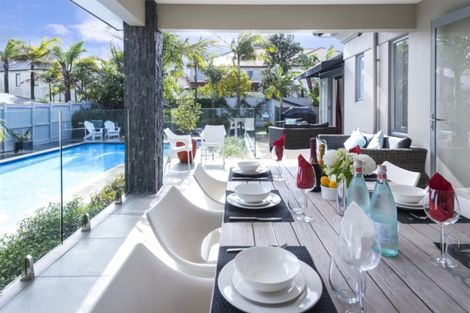 Photo of property in 43 Manor Park, Sunnyhills, Auckland, 2010