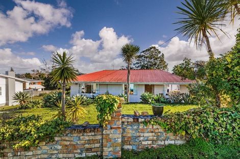 Photo of property in 115 Manuka Road, Bayview, Auckland, 0629