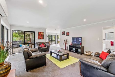 Photo of property in 6 Cherry Place, Waiuku, 2123