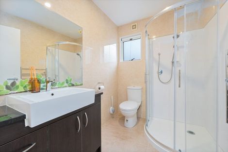 Photo of property in 9 Cityview Place, Massey, Auckland, 0614