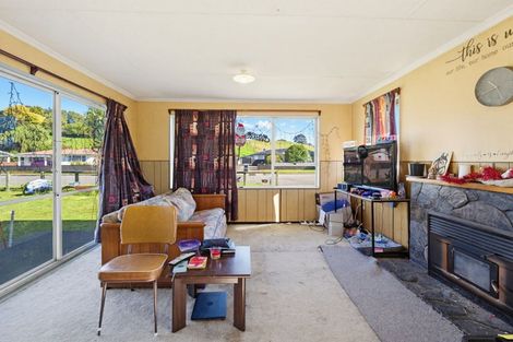Photo of property in 22 Carlson Street, Dannevirke, 4930