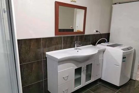 Photo of property in 9 Bonito Place, Bayview, Auckland, 0629