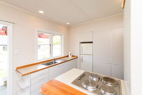 Photo of property in 26 Galway Avenue, Hokowhitu, Palmerston North, 4410