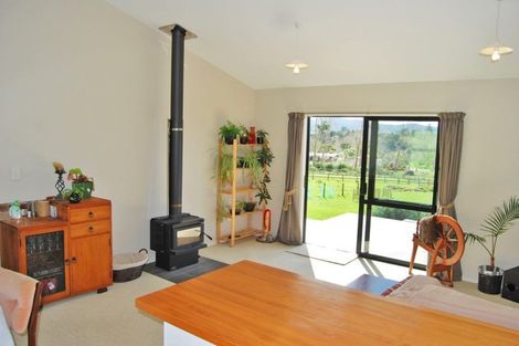Photo of property in 56 Wattle Lane, Kaiwaka, 0573