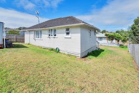 Photo of property in 12 Igloo Place, Red Hill, Papakura, 2110