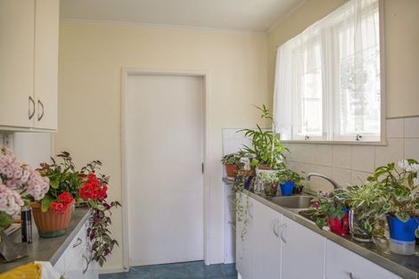 Photo of property in 8 Tiber Road, Forrest Hill, Auckland, 0620