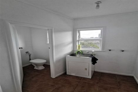 Photo of property in 3/240 Pakuranga Road, Pakuranga Heights, Auckland, 2010