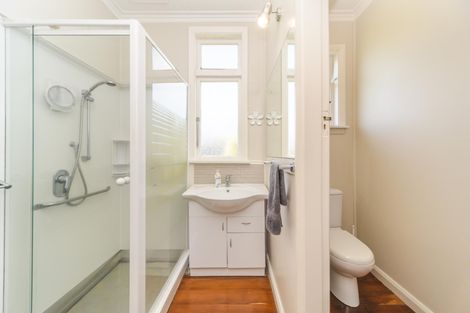 Photo of property in 95 Churchill Avenue, Hokowhitu, Palmerston North, 4410