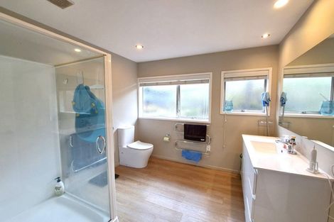 Photo of property in 1/17 Park Road, Birkenhead, Auckland, 0626