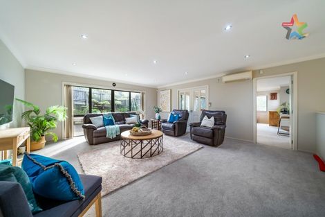 Photo of property in 295a Maungaraki Road, Maungaraki, Lower Hutt, 5010