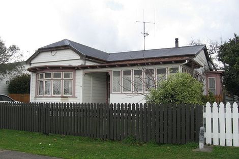 Photo of property in 28 Derby Street, Feilding, 4702