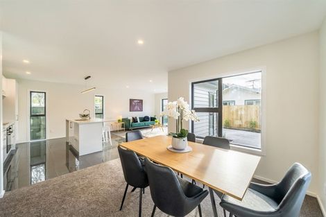 Photo of property in 61a Wyndrum Avenue, Waterloo, Lower Hutt, 5011