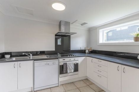 Photo of property in 84 Amohia Street, Paraparaumu, 5032