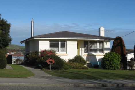 Photo of property in 16 Maitland Street, East Gore, Gore, 9710