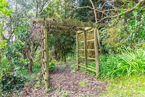 Photo of property in 950 Oneriri Road, Kaiwaka, 0573