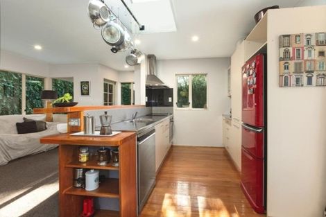 Photo of property in 8a Cullen Place, Tawa, Wellington, 5028