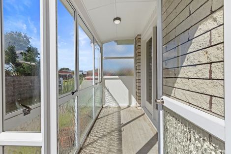 Photo of property in 4 Linklater Avenue, Bellevue, Tauranga, 3110