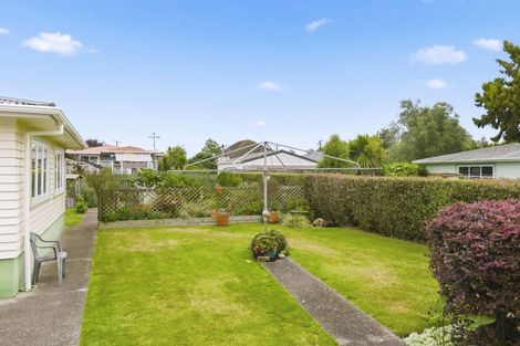 Photo of property in 9 Chester Street, Levin, 5510