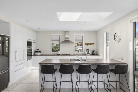 Photo of property in 22 Ethereal Crescent, Mount Pisa, Cromwell, 9383