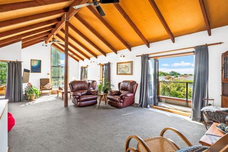 Photo of property in 60 Dallington Terrace, Dallington, Christchurch, 8061