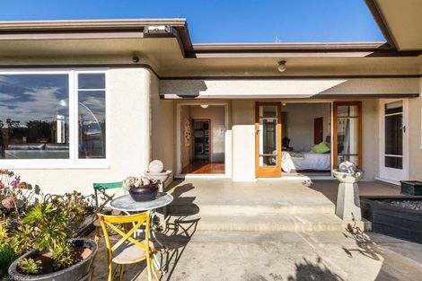 Photo of property in 236 Kennedy Road, Onekawa, Napier, 4110