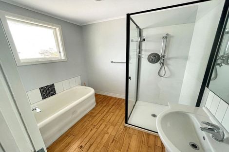 Photo of property in 132 Rata Street, Inglewood, 4330