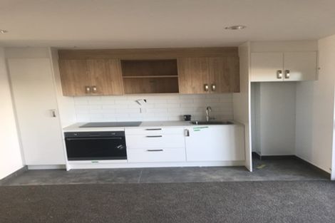 Photo of property in 84 Avenue Road, Otahuhu, Auckland, 1062