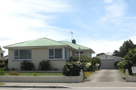 Photo of property in 193 Wainoni Road, Avondale, Christchurch, 8061