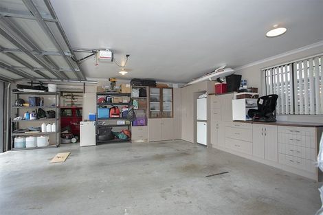 Photo of property in 35 Honeysuckle Lane, Ohauiti, Tauranga, 3112