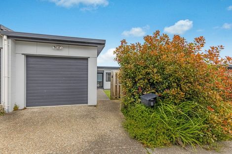 Photo of property in 11 Kapuarangi Lane, Papakura, 2110