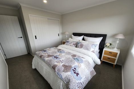 Photo of property in 8 Paul Way, Pokeno, 2402