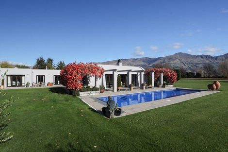 Photo of property in 20 Waimana Place, Wanaka, 9305