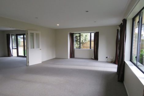 Photo of property in 6 Sheraton Place, Redwood, Christchurch, 8051